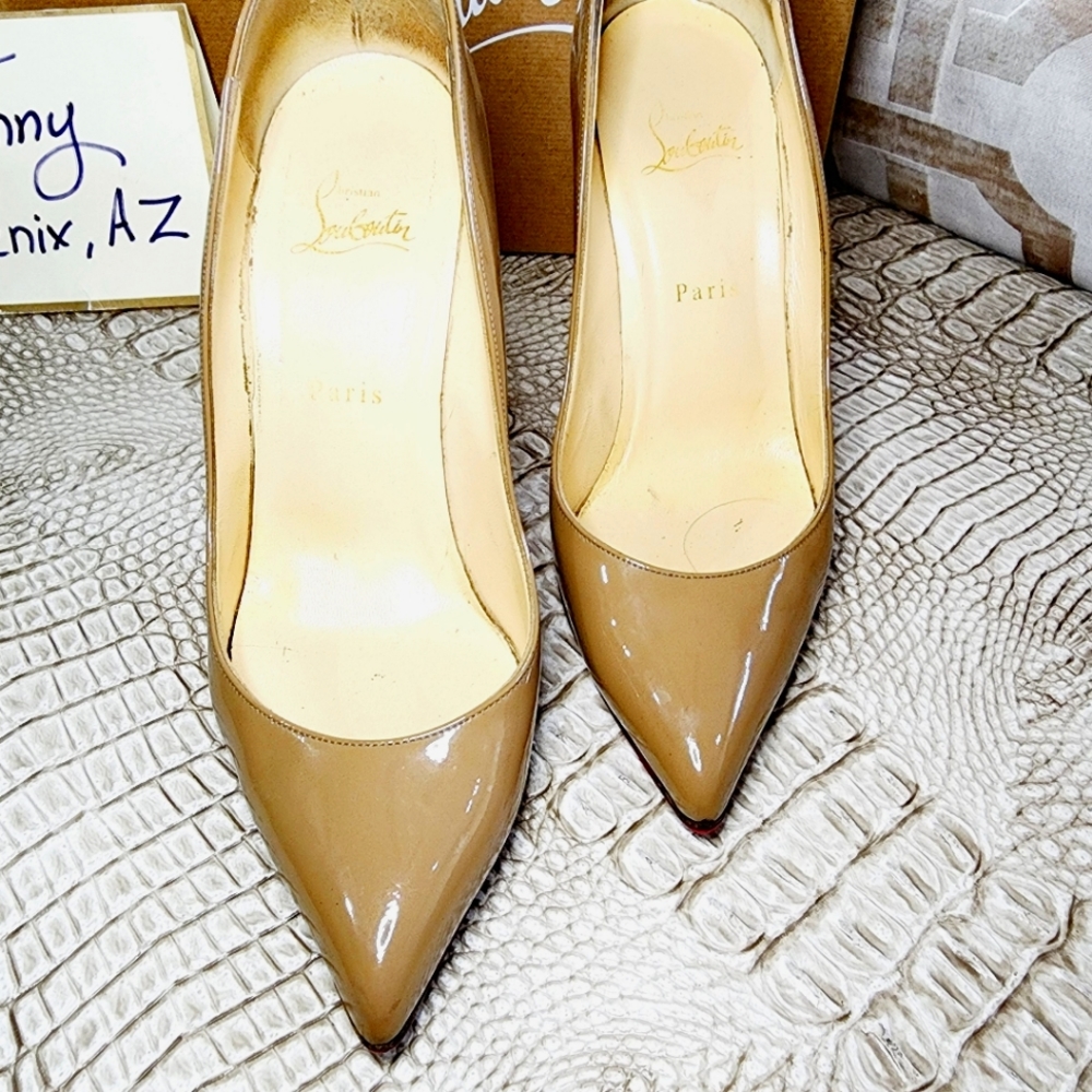 Christian louboutin size 40 high heel patent leather pumps